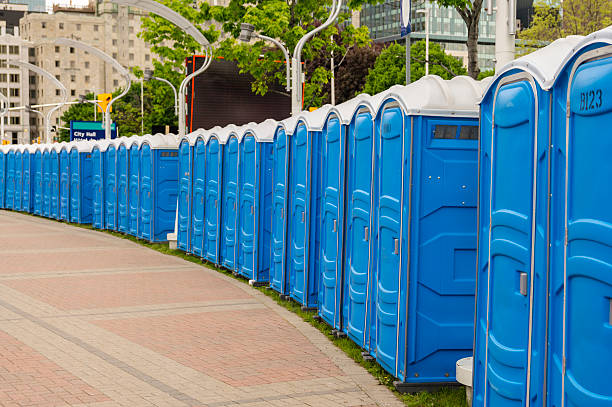 Best Standard Portable Toilet Rental  in Yosemite Lakes, CA